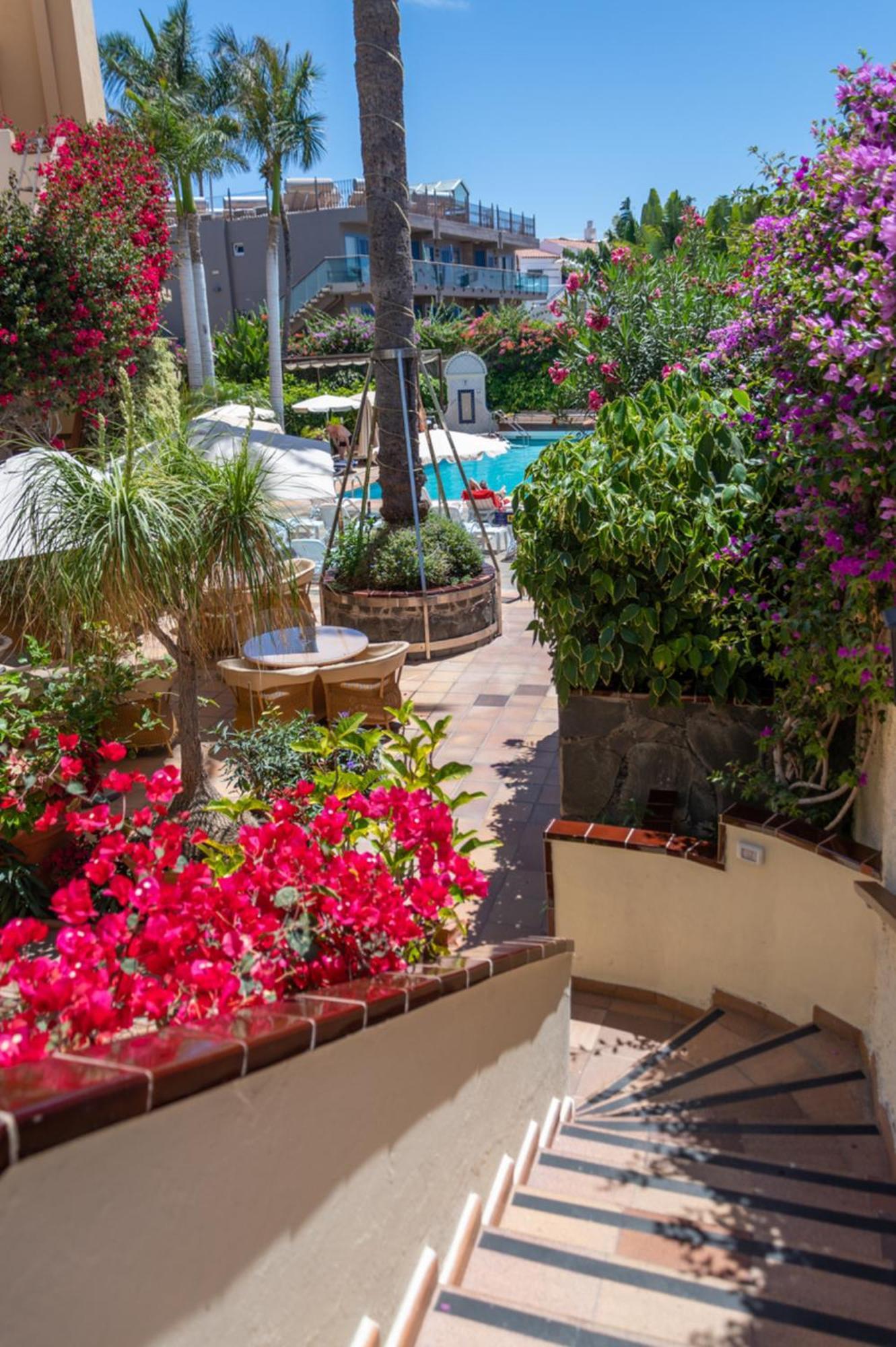 Apartamentos Nogalera Maspalomas  Exteriör bild