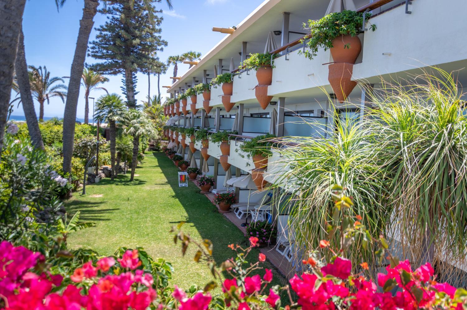 Apartamentos Nogalera Maspalomas  Exteriör bild